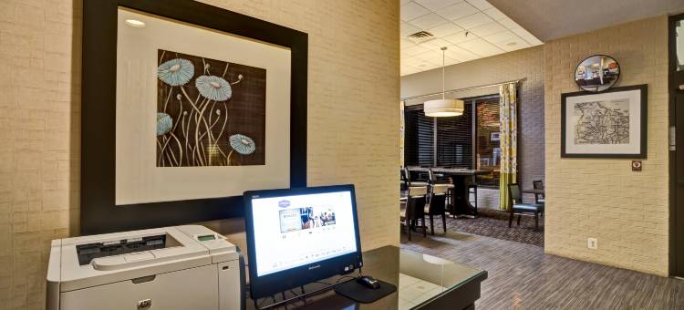 希尔顿欢朋酒店-诺福克海军基地(Hampton Inn Norfolk-Naval Base)图片