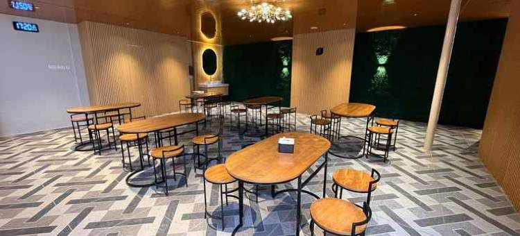 雷兹皇宫酒店(Riez Palace Hotel)图片