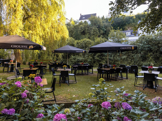 杜肯梅里策酒店