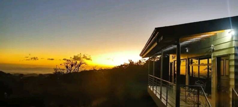 蒙特卢娜山景公寓(Monteluna Studios Monteverde)图片