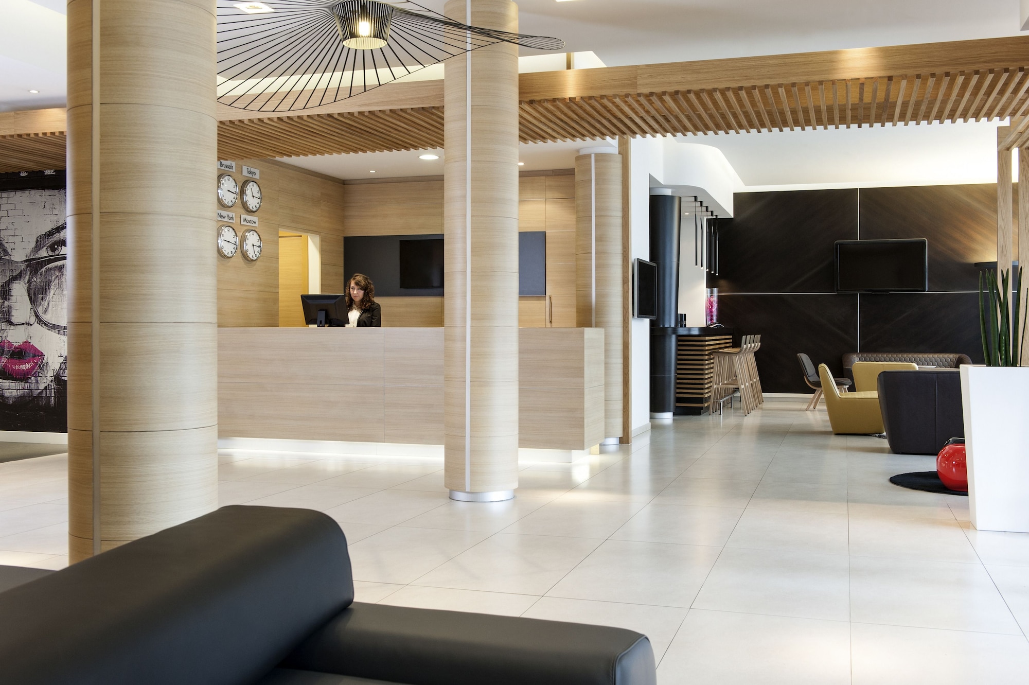 Novotel Brussels Centre Midi Station Over view