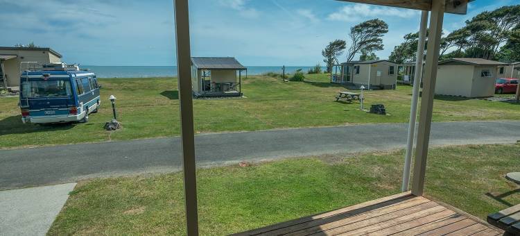 波哈拉海滩TOP10假日公园(Pohara Beach Top 10 Holiday Park)图片