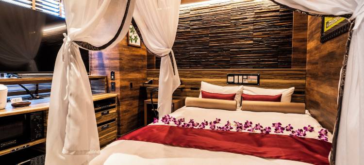 新宿三丁目店 小巴厘森林酒店(仅限成人)(Hotel Petit Bali Forest Shinjuku Sanchome)图片