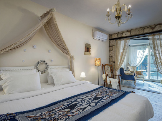 阿拉卡提苏丹康纳克酒店