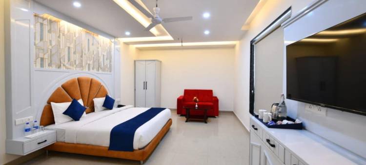 点击酒店纳拉亚纳(Click Hotel Narayana)图片