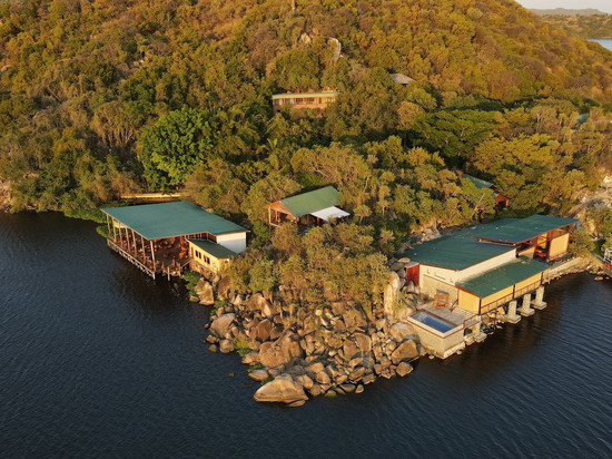 瓦格山水疗小屋