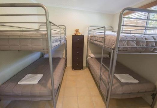 The Palms at Avoca Hotel Overview