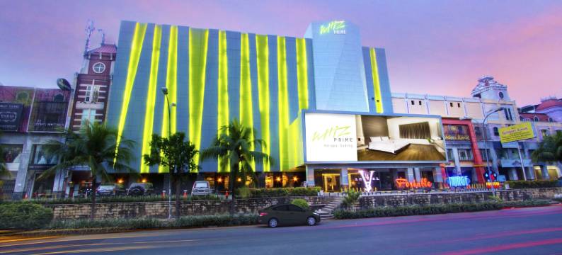 克拉巴加丁威兹高级酒店(Whiz Prime Hotel Kelapa Gading)图片