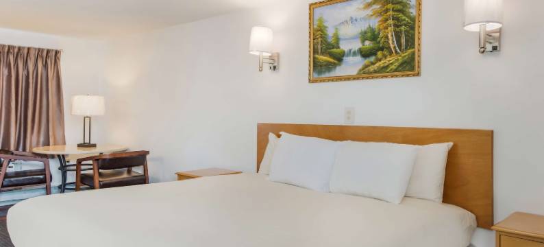 海恩尼斯科德角美洲最佳价值套房酒店(Americas Best Value Inn & Suites-Hyannis/Cape Cod)图片