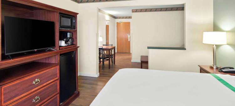 宾馆套房酒店-凯尔索/朗维尤(GuestHouse Kelso Longview)图片