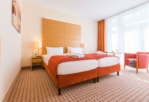 Park-Hotel HübnerHotel Overview