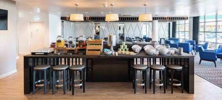 利城智选假日酒店 - 体育村(Holiday Inn Express Leigh - Sports Village)图片
