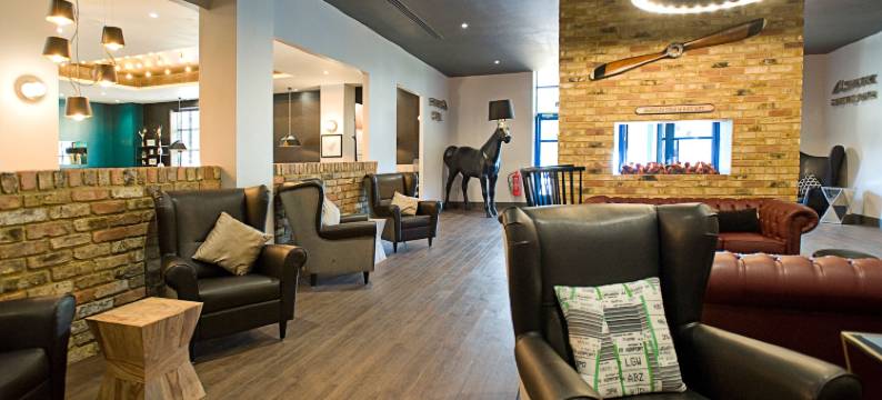 桑德曼标记伦敦盖特威克酒店(Sandman Signature London Gatwick Hotel)图片
