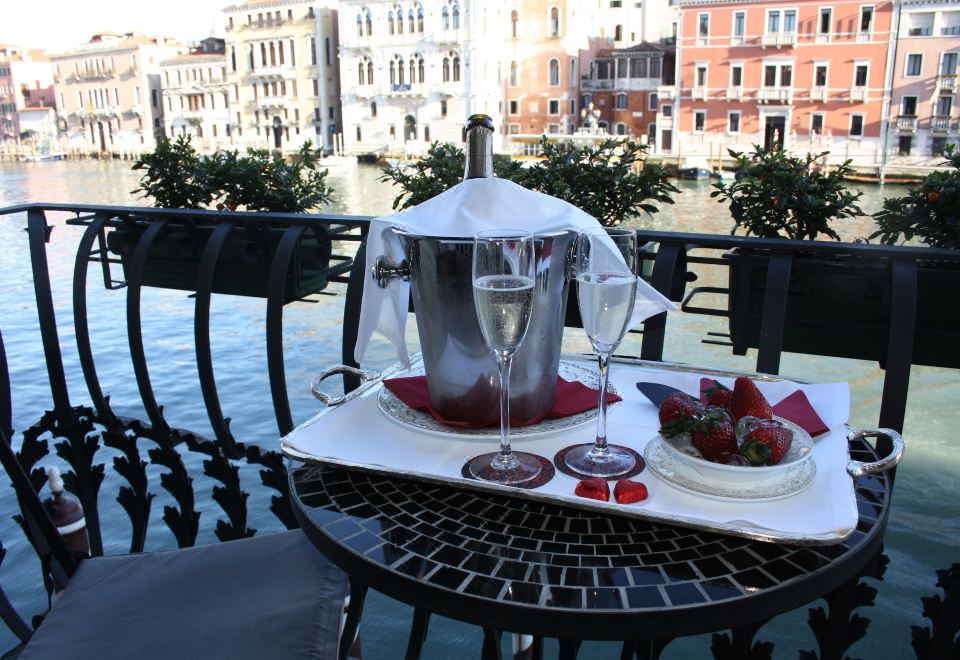 Hotel Palazzo Barbarigo Sul Canal Grande Hotel Overview