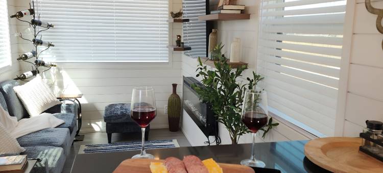 6号单元里奥哈交汇西班牙葡萄酒逃逸(Unit 6 La Rioja Junction Spanish Wine Escape)图片