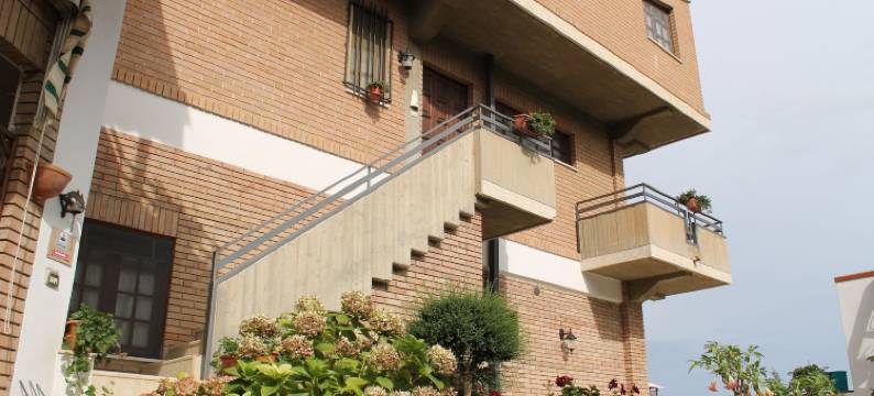 雷提吉亚别墅家庭旅馆(B&B Villa Letizia)图片