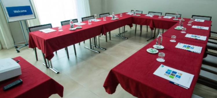 Holiday Inn Express 阿尔赫西拉斯(Holiday Inn Express Campo de Gibraltar - Barrios)图片