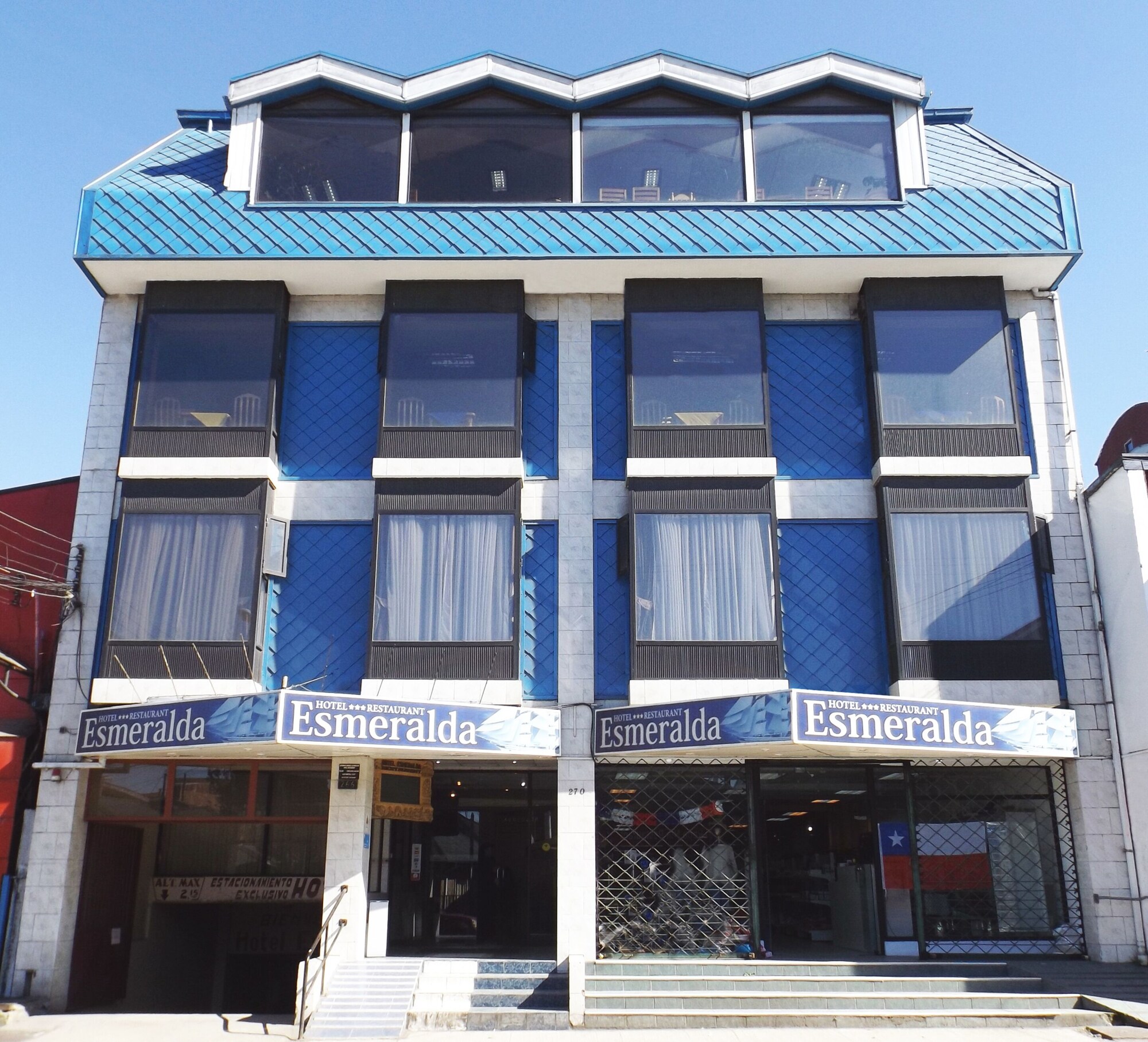 Hotel EsmeraldaOver view