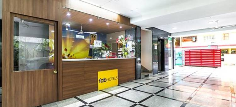 Fabhotel Rr Grand酒店(FabHotel RR Grand - Next to Trendset Mall)图片