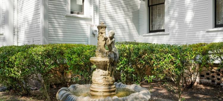 罗斯庄园床&早餐和活动(Ross Mansion Bed & Breakfast)图片