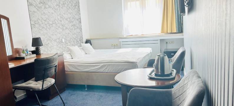 阿蒙吧萨多斯基热舒夫酒店(Hotel Ambasadorski Rzeszów)图片