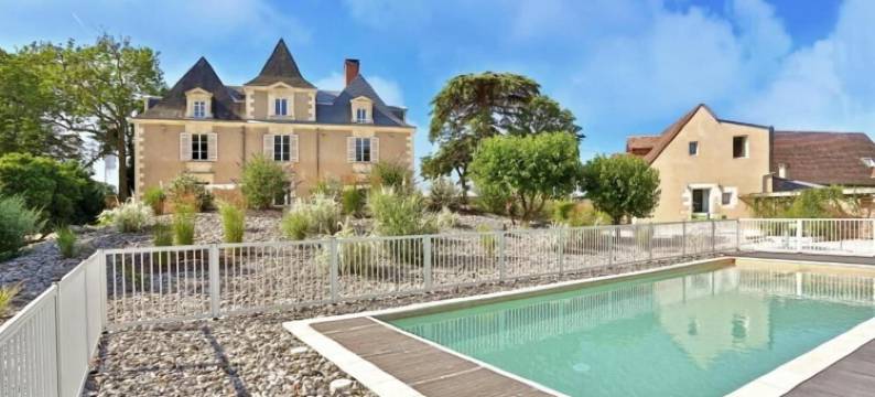 赛德雷斯庄园酒店(Hôtel & Restaurant - le Manoir des Cèdres - Piscine extérieure et Climatisation)图片