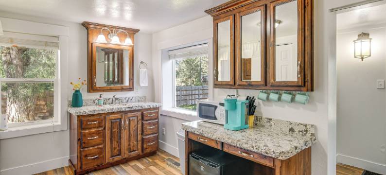 雷克斯堡逃逸 w/ 围栏庭院 + 有顶露台！(Rexburg Escape w/ Fenced Yard + Covered Patio!)图片