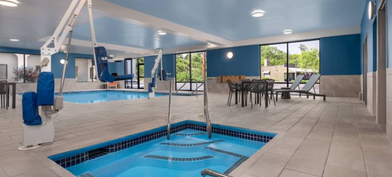 希尔顿欢朋酒店-阿尔图纳(Hampton Inn Altoona)图片