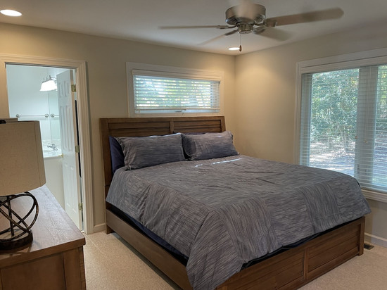 Lakefront Retreat with Hot Tub, 2 Docks, Panoramic Views, Firepit, Sup & Kayaks