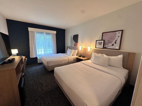 吉尔福Spark酒店