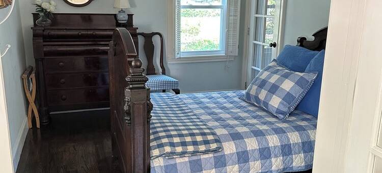 Carriage House under Live Oaks In Historic Downtown Beaufort with Patio Garden图片