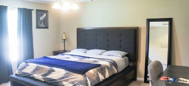 Near Fort Polk • Gameroom • Fire Pit • Golf • Beach图片