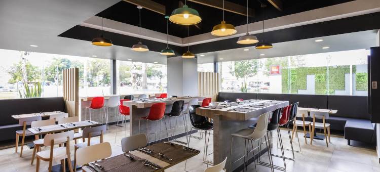 宜必思提华纳河区酒店(Ibis Tijuana Zona Rio)图片