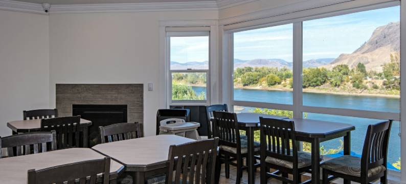 河畔套房酒店(Riverland Inn & Suites)图片