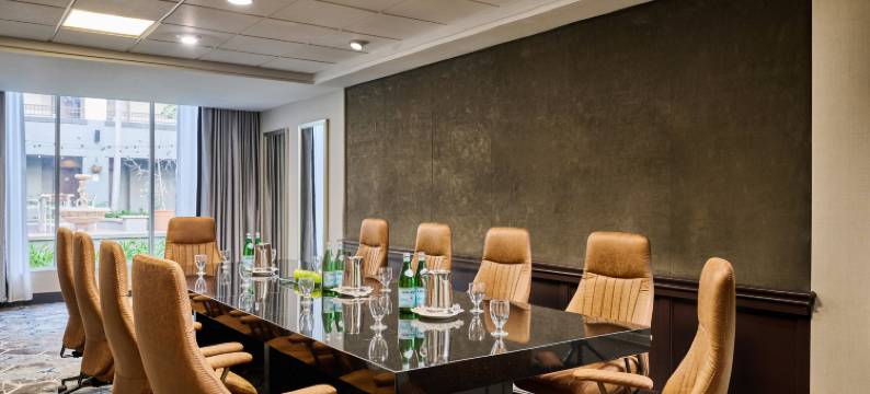 希尔顿逸林酒店-查茨沃斯(DoubleTree by Hilton Chatsworth)图片