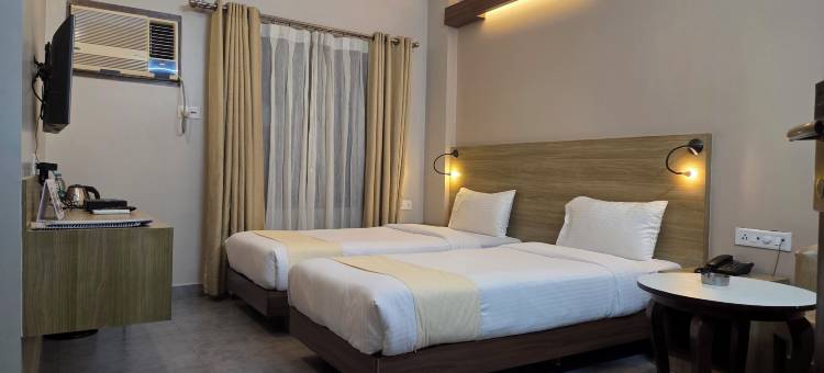 高莫哈大酒店(Hotel Gulmohar Grand)图片