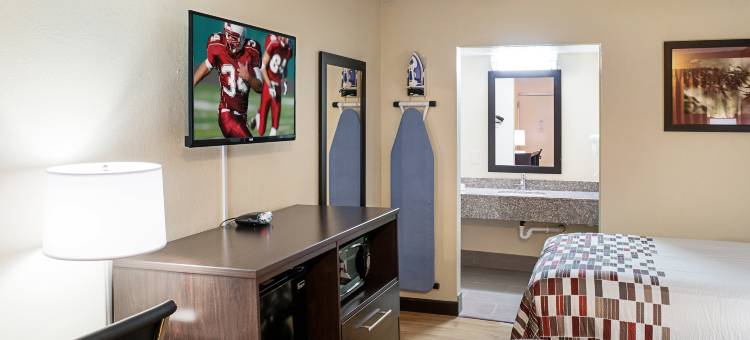 印第安纳波利斯东红屋顶酒店(Red Roof Inn Indianapolis East)图片