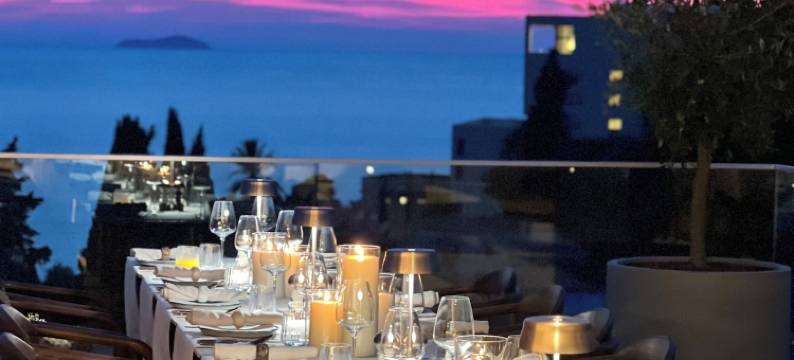 苏姆拉廷酒店(Hotel Sumratin)图片