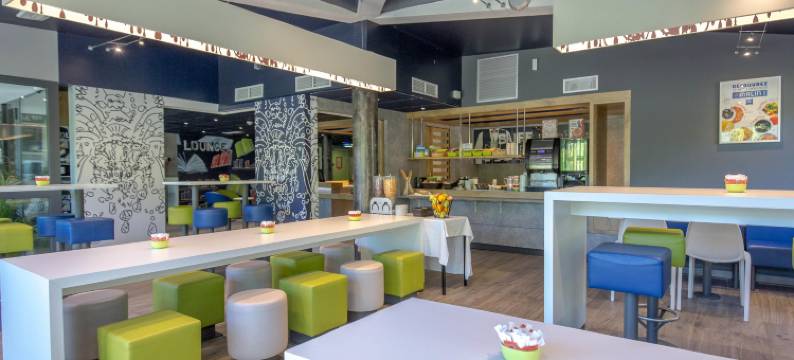 普罗旺斯布里尼奥勒宜必思快捷酒店(Ibis Budget Brignoles Provence)图片