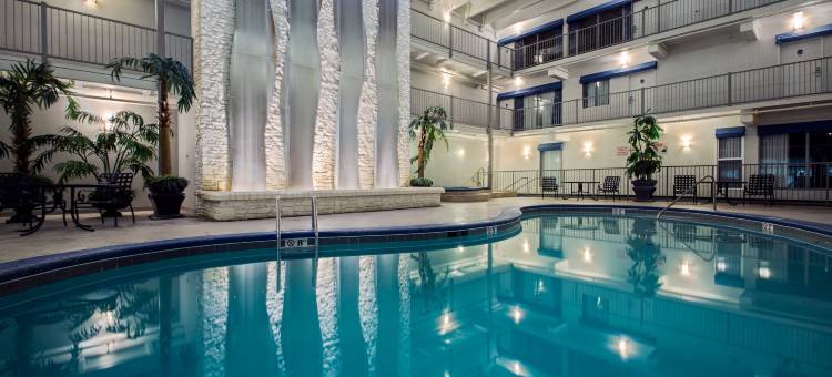 布兰森-76号高速公路中央凯艺酒店(Quality Inn Branson - Hwy 76 Central)图片