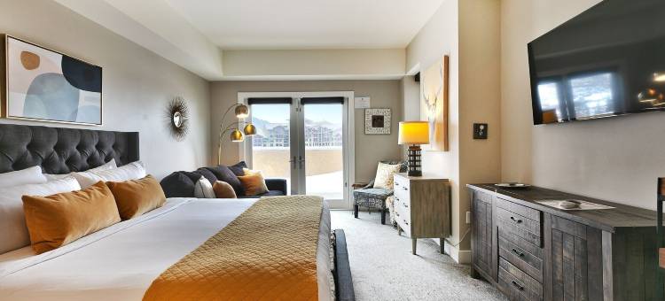 您自己的阳台，带全套厨房设施的峡谷村公寓 - RedAwning(Your Own Balcony, Full Kitchen in Canyons Village)图片