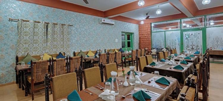 皇家狩猎湖畔度假村-小兰恩库奇(Royal Safari Lakeside Resort- Little Rann of Kutch)图片