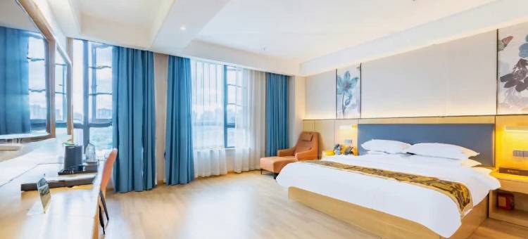 首嘉苌弘大酒店(资阳北站苌弘广场地铁站店)图片