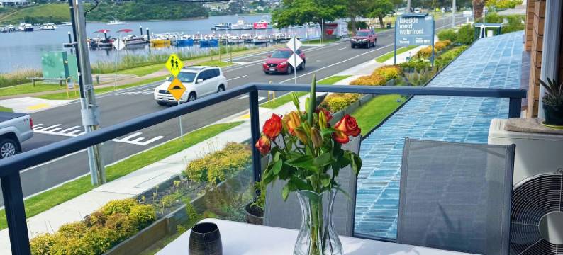 湖畔海滨汽车旅馆(Lakeside Motel Waterfront)图片