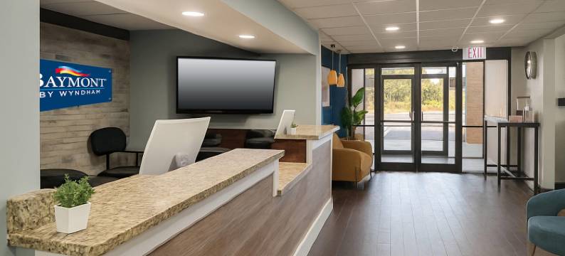 费耶特维尔呗盟酒店(Baymont by Wyndham Fayetteville)图片