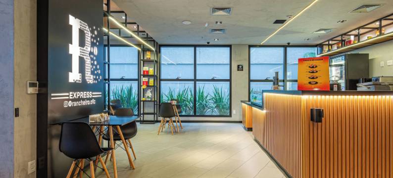 戈亚尼亚马里斯塔的鲁莫泛美城市酒店(Roomo Transamerica Goiânia Marista Urbà)图片
