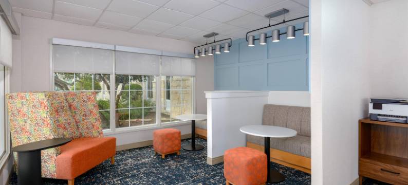 奥斯汀机场欢朋套房酒店(Hampton Inn & Suites Austin-Airport)图片