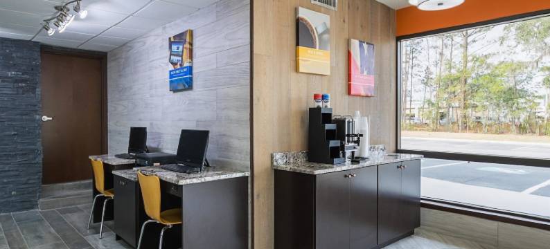 萨凡纳城6号汽车旅馆(Motel 6 Savannah, GA - Midtown)图片