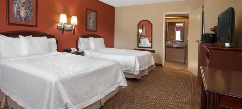 泰勒戴斯套房酒店(Days Inn & Suites by Wyndham Tyler)图片