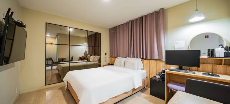平泽塞维利亚酒店(Pyeongtaek Seville Hotel)图片